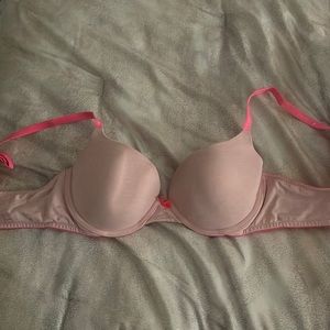 Victoria's Secret Bra 36C T-Shirt Lightly Lined Demi Pink